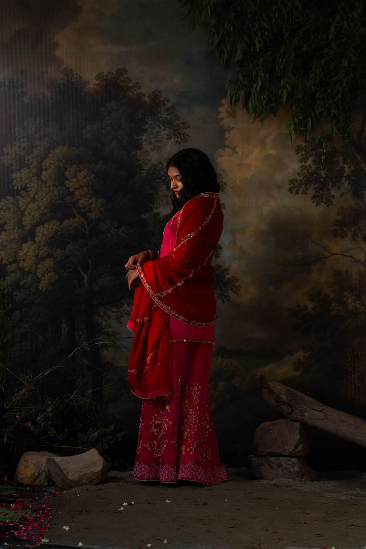 INAYA