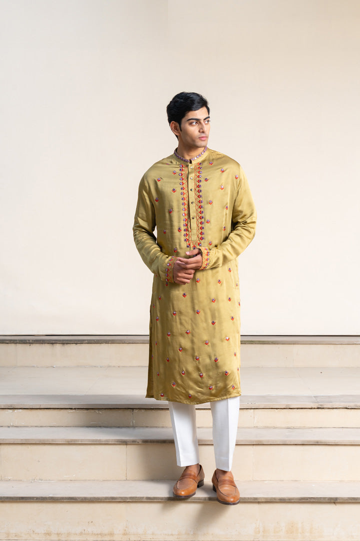 MADHAN KURTA SET