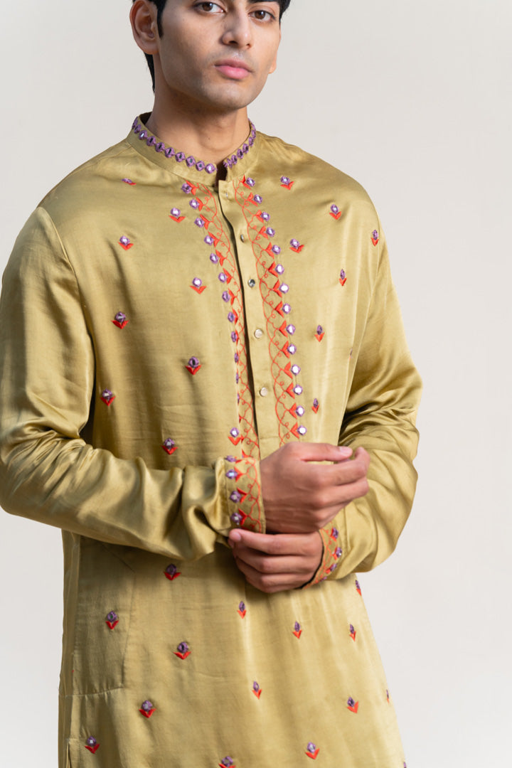 MADHAN KURTA