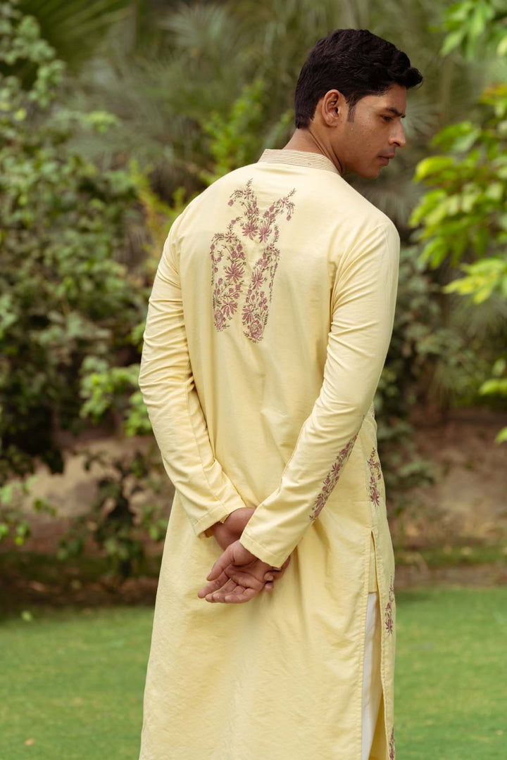 Ambi Kurta