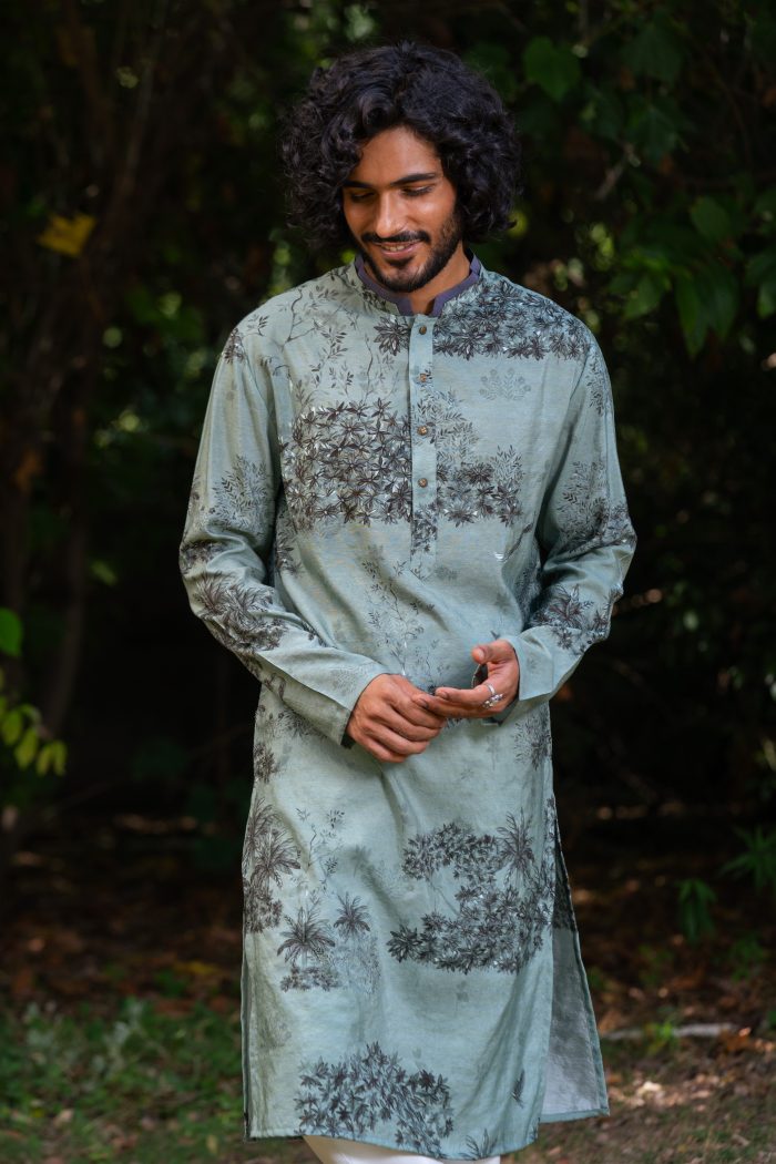 Buy Stunning Kurta | Vann | Kurtas for Men | houseofayushjain | Ayush Jain