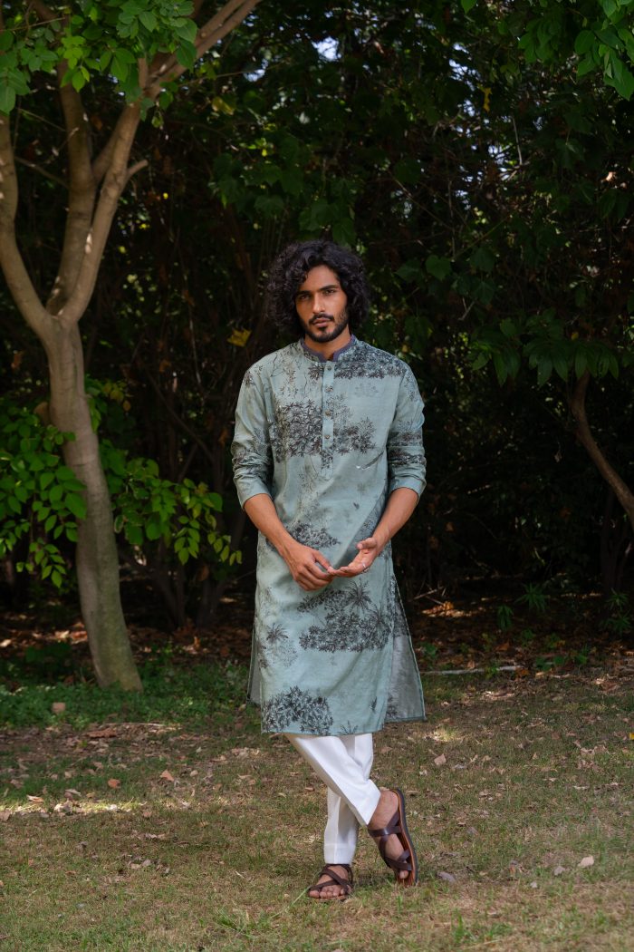 Buy Stunning Kurta | Vann | Kurtas for Men | houseofayushjain | Ayush Jain