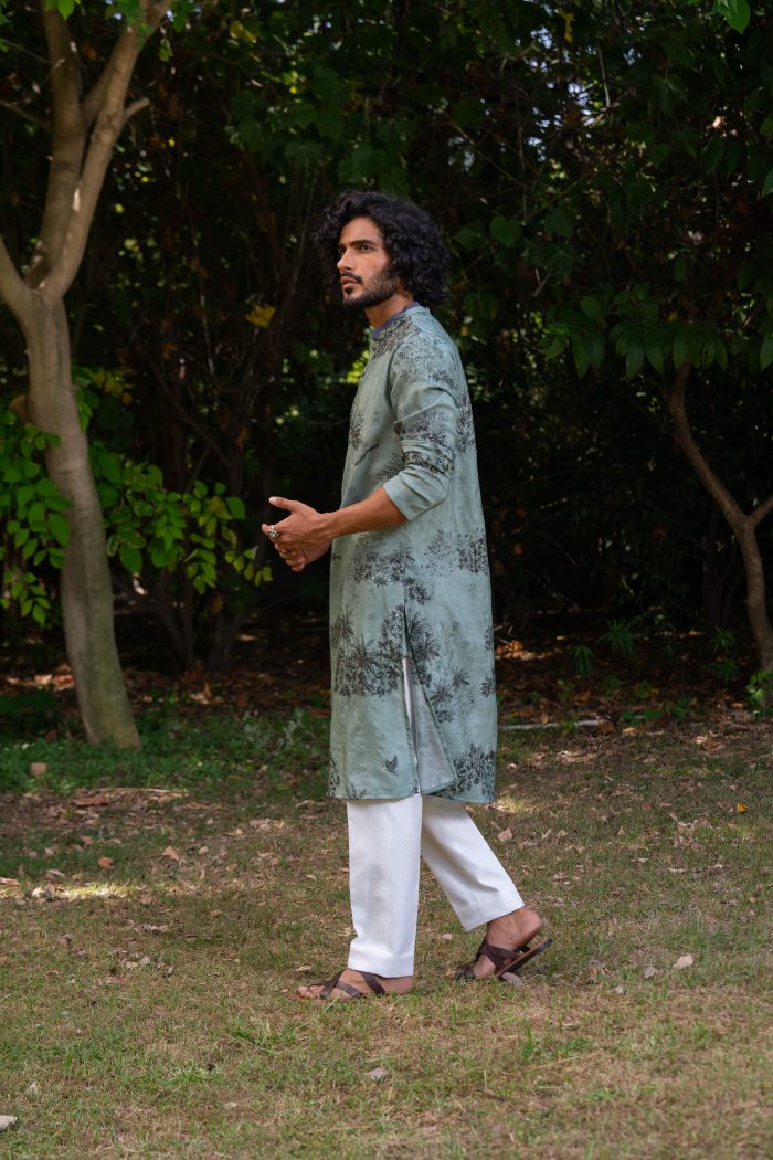 Buy Stunning Kurta | Vann | Kurtas for Men | houseofayushjain | Ayush Jain