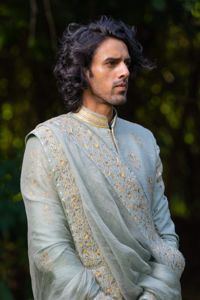 Buy Embroidered Sherwani | Manjum | Sherwani Set | Ayush Jain