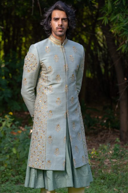 Buy Embroidered Sherwani | Manjum | Sherwani Set | Ayush Jain