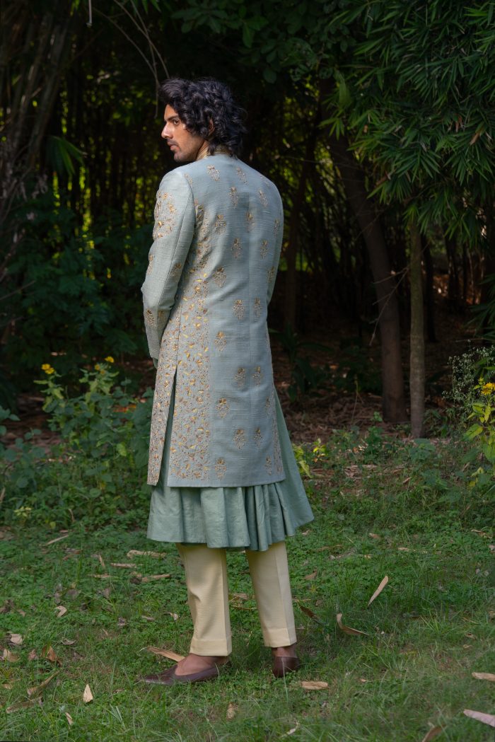 Buy Embroidered Sherwani | Manjum | Sherwani Set | Ayush Jain