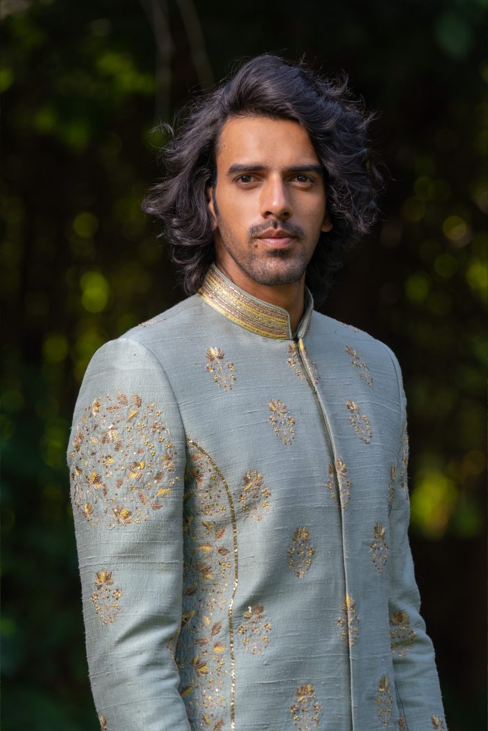 Buy Embroidered Sherwani | Manjum | Sherwani Set | Ayush Jain