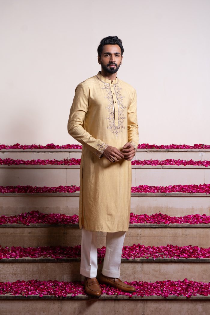 Shop Mirror Embellished Kurta | Darpan Set | Kurtas | Ayush Jain | houseofayushjain