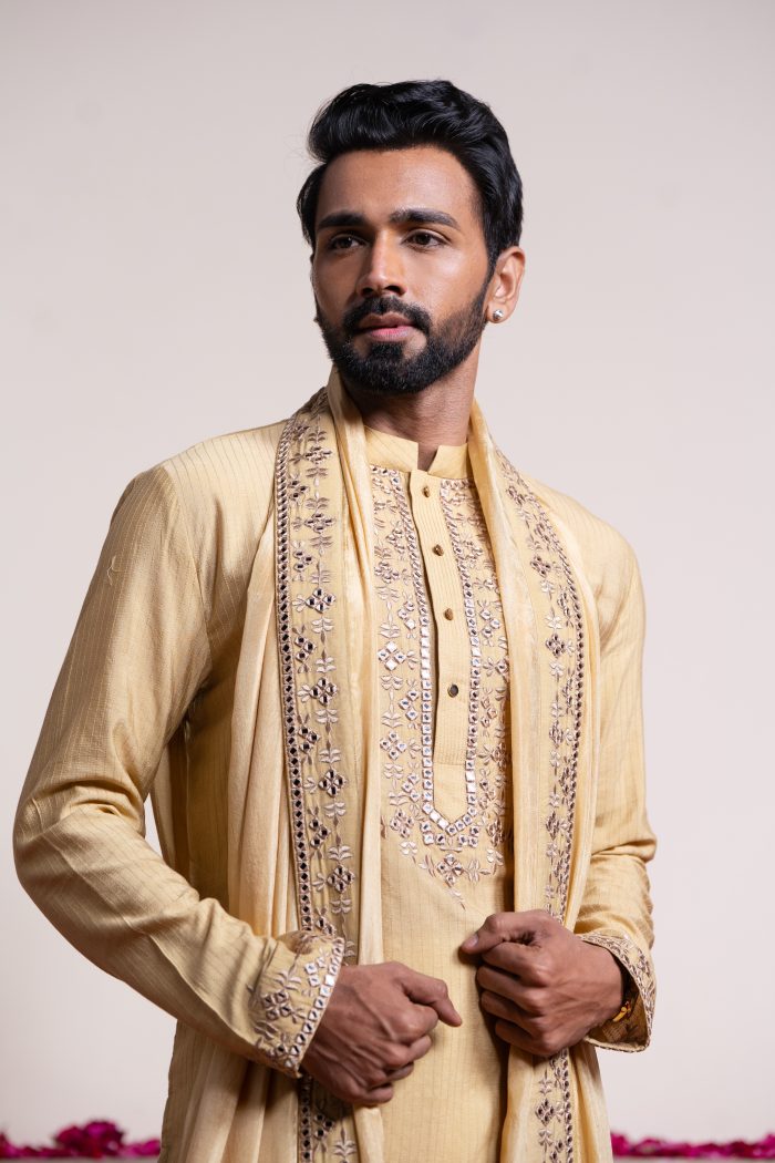 Shop Mirror Embellished Kurta | Darpan Set | Kurtas | Ayush Jain | houseofayushjain