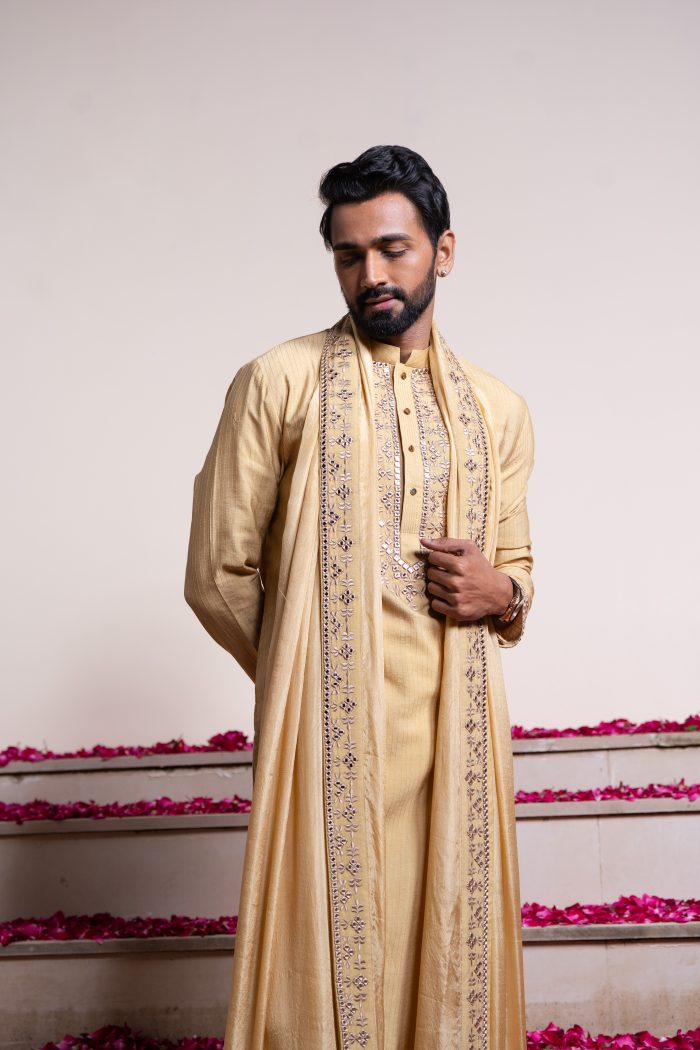 Shop Mirror Embellished Kurta | Darpan Set | Kurtas | Ayush Jain | houseofayushjain