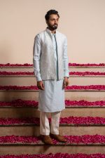 Shop Bhrama Kamal | Embroidery | Bandi Set | houseofayushjain | Ayush Jain