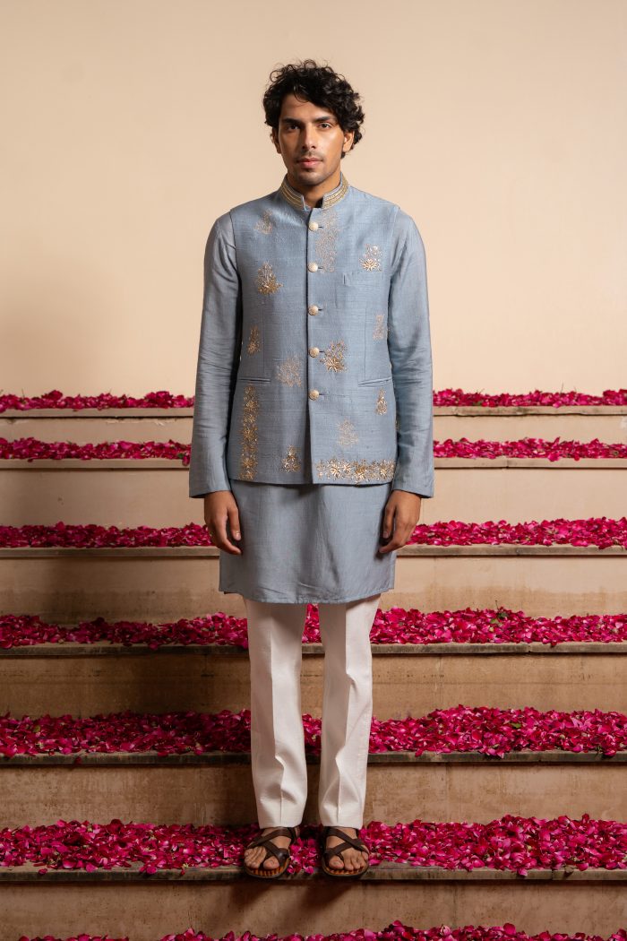 Shop Inayat | Blue Bandi Set | Ethnic Fashion | houseofayushjain | Ayush Jain