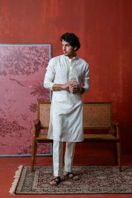 Buy Mogra Kurta | White Dori Blossom Kurta | houseofayushjain | Ayush Jain