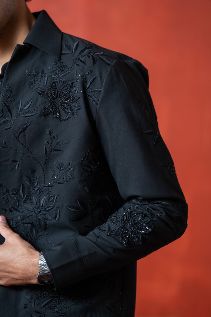 Shop Embroidered Suit In Delhi | Black Lillies | houseofayushjain