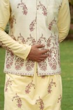 Shop Ambi Bandi | Golden Green Bandi | houseofayushjain