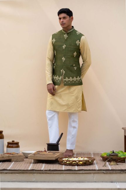 Shop Green Bandi | Palash Bandi Set | houseofayushjain