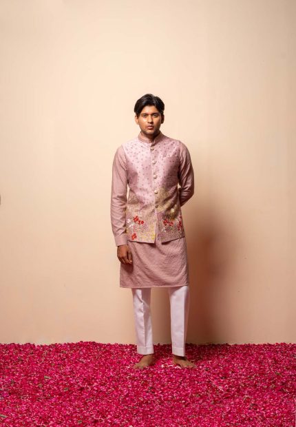 Shop Dull Pink Bandi | Aam Bagh Bandi | houseofayushjain