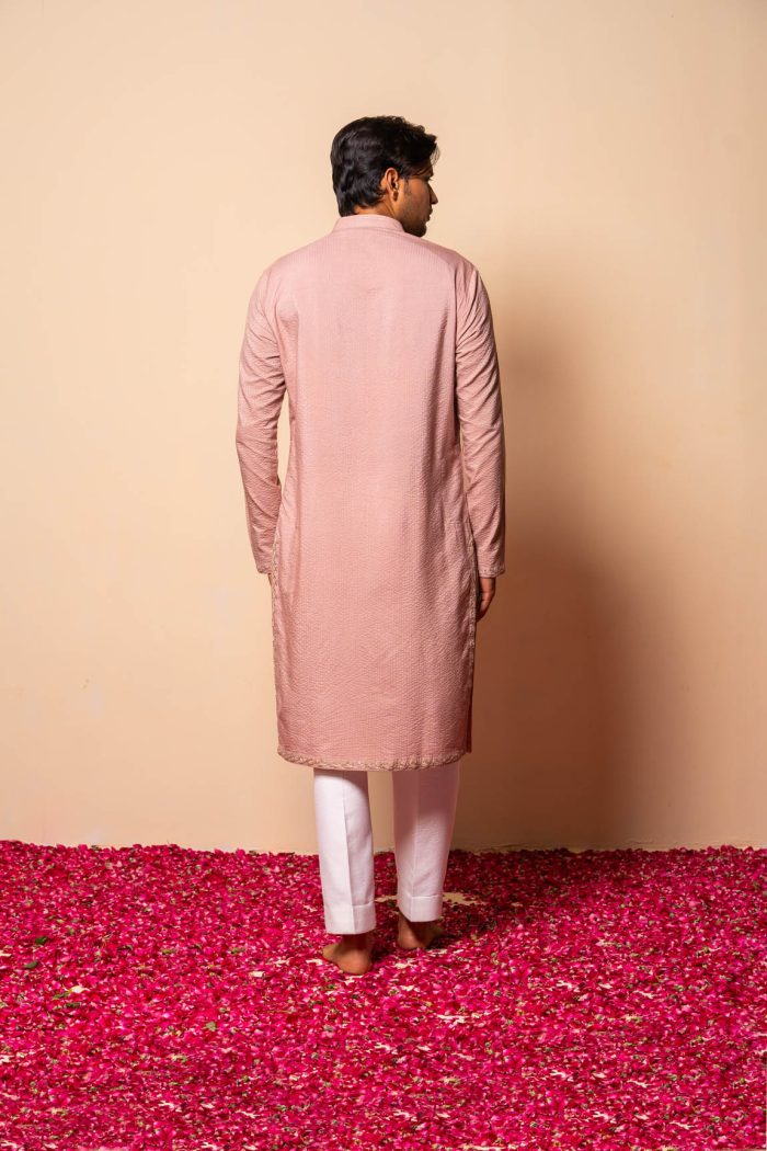 Shop Dusky Pink Kurta | Fitoor Kurta Set | houseofayushjain