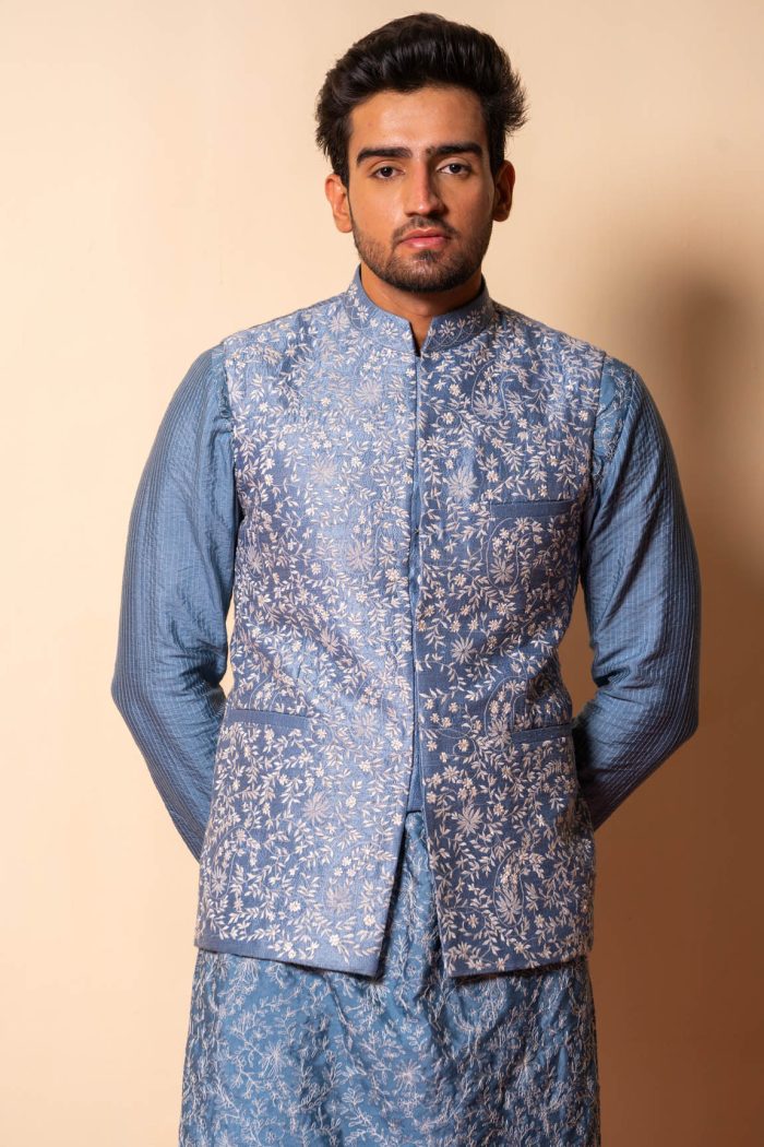 Shop Aangan Bandi Set | Stylish Blue Bandi | houseofayushjain